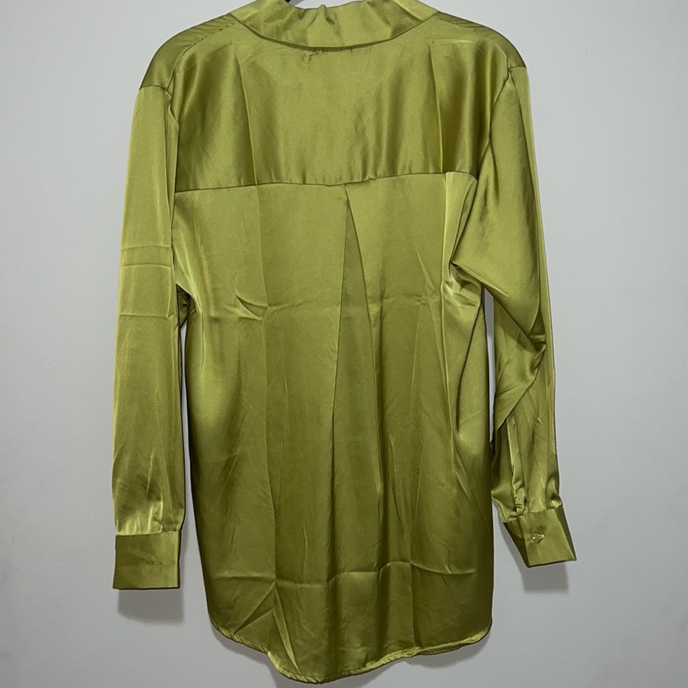 JON & ANNA Like Green Satin - Picture 2 of 2
